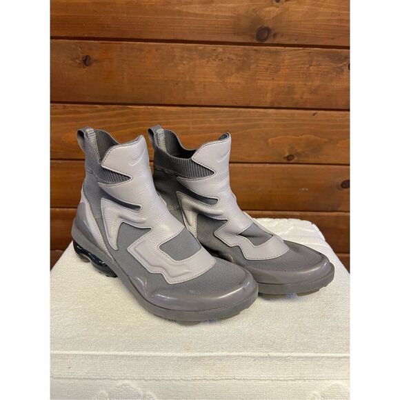 Nike Women’s Vapormax Light II AO4537-003 Atmosphere Grey/Gunsmoke Sz 7.5 - Picture 1 of 8